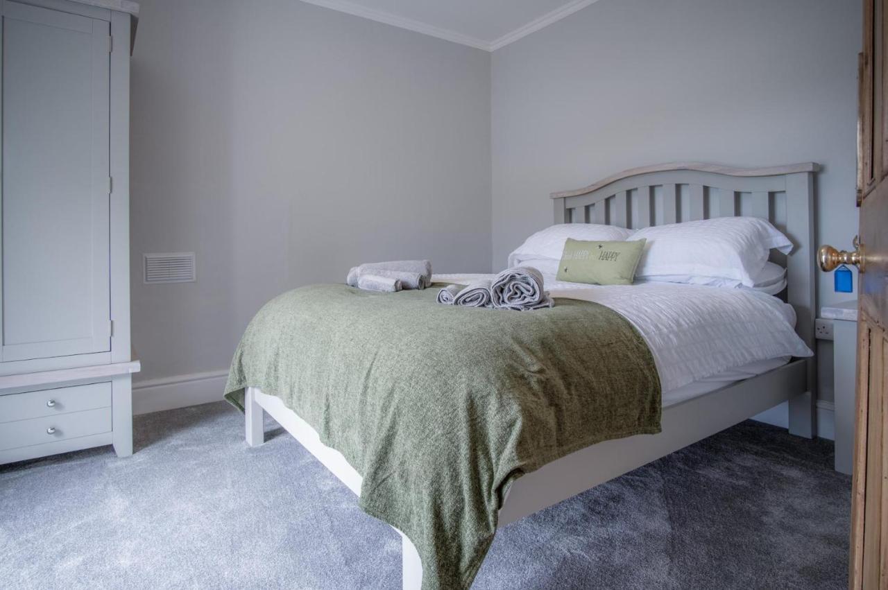 Pendeilo Villa - 5 Bedroom Holiday Home - Amroth Extérieur photo