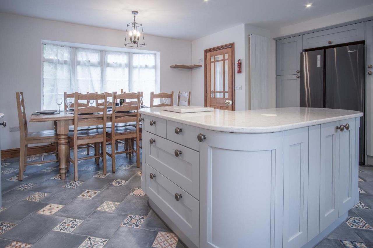 Pendeilo Villa - 5 Bedroom Holiday Home - Amroth Extérieur photo