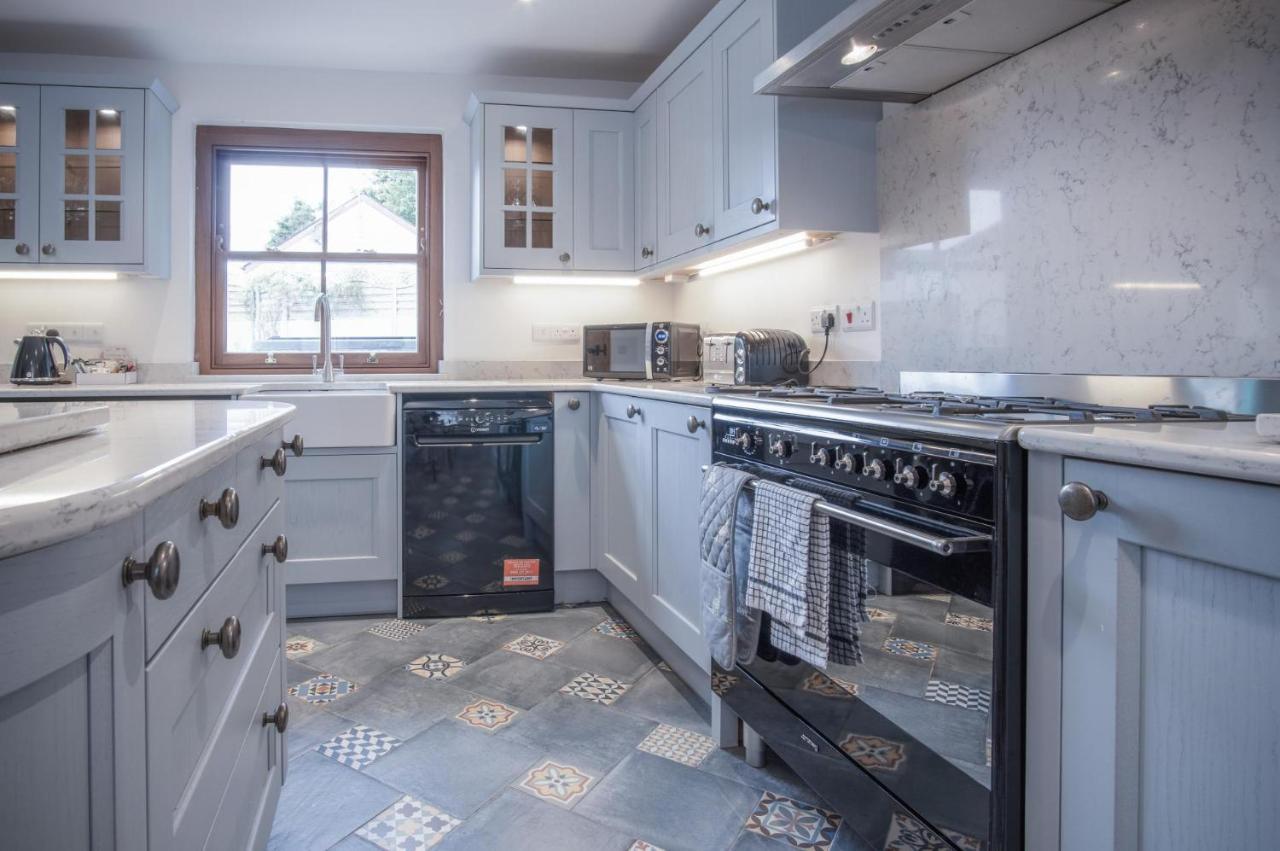 Pendeilo Villa - 5 Bedroom Holiday Home - Amroth Extérieur photo